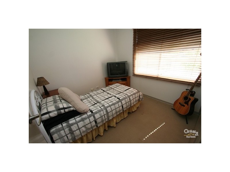 8 Stalwart Avenue, Hastings VIC 3915