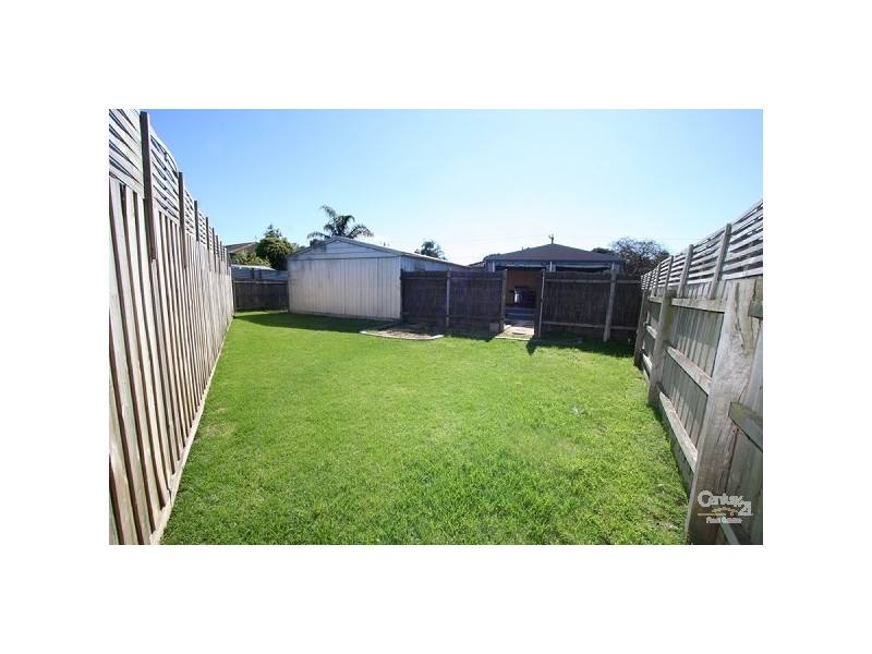 8 Stalwart Avenue, Hastings VIC 3915