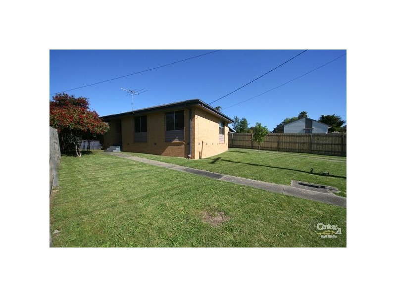 8 Stalwart Avenue, Hastings VIC 3915