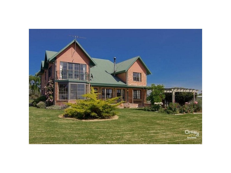 5 SEAGLADES LANE, Bittern VIC 3918