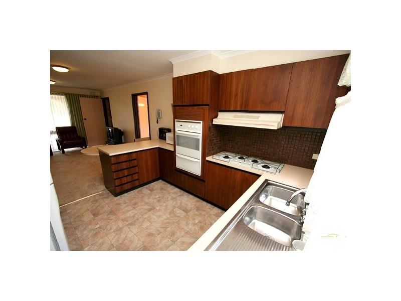 6 Guildford Close, Frankston VIC 3199