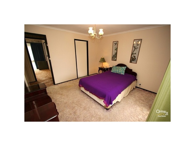 6 Guildford Close, Frankston VIC 3199