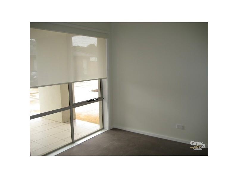 26/300 High Street, Hastings VIC 3915