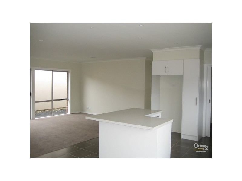 26/300 High Street, Hastings VIC 3915