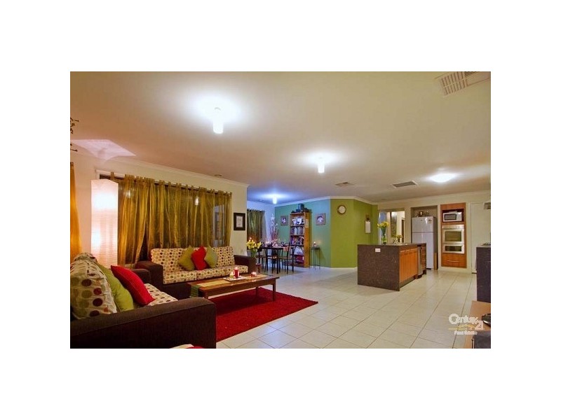 42 Matthew Circuit, Hastings VIC 3915