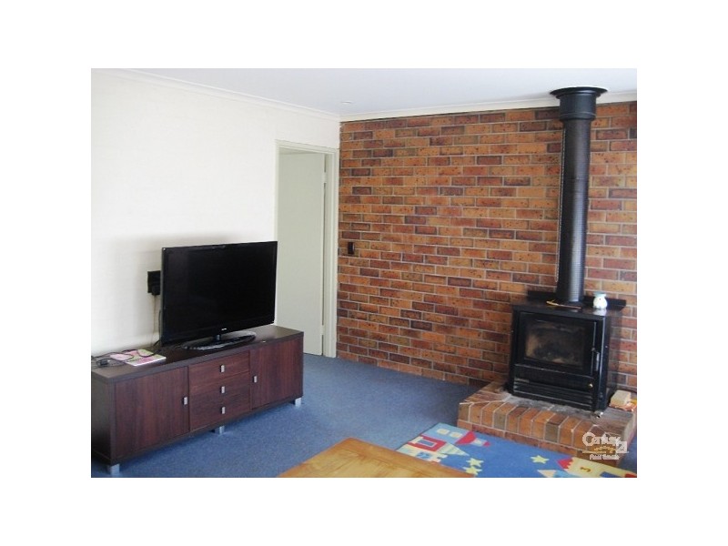 21 BENNETT STREET, Bittern VIC 3918