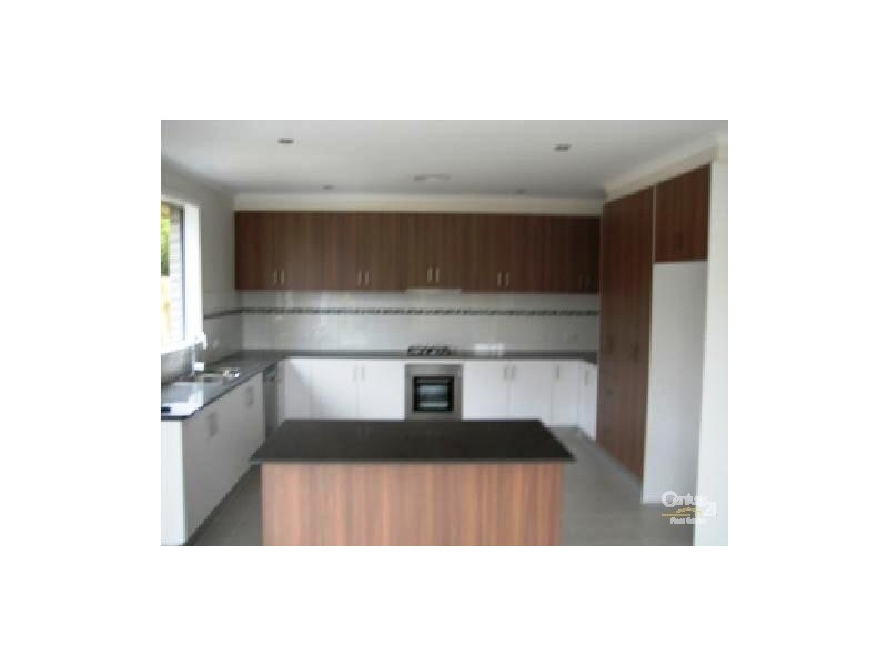 2/28 Martin Street, Hastings VIC 3915