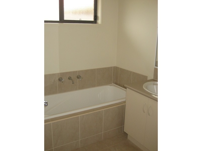 9 Banksia Crescent, Tyabb VIC 3913