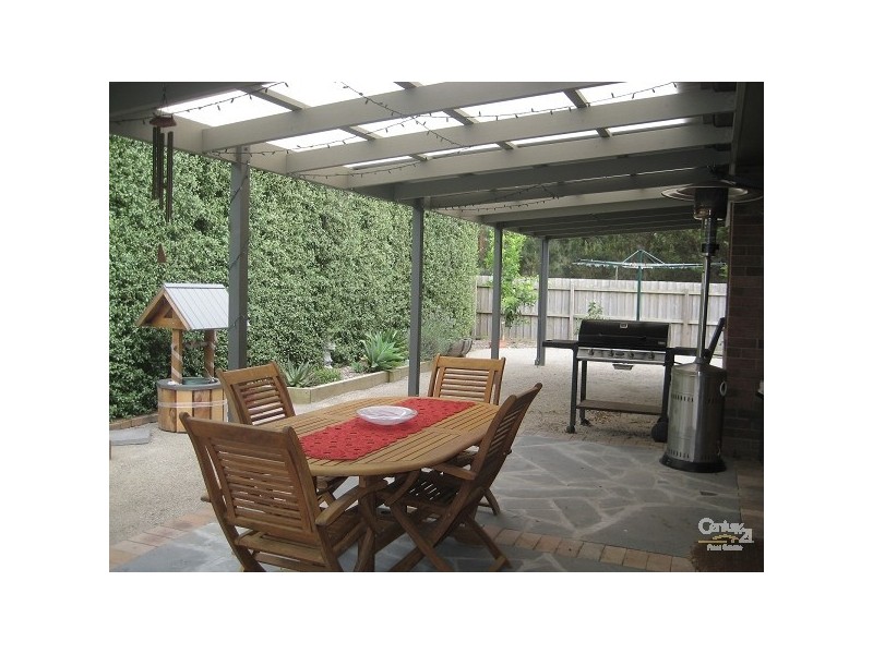 8 Seaspray Court, Hastings VIC 3915