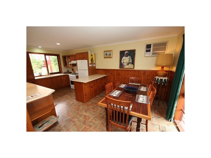 9 Loch Street, Crib Point VIC 3919