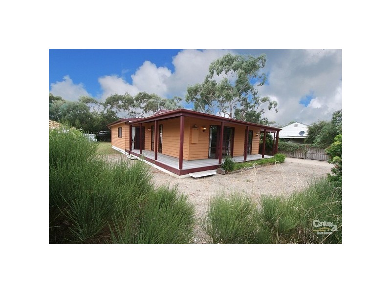 9 Loch Street, Crib Point VIC 3919