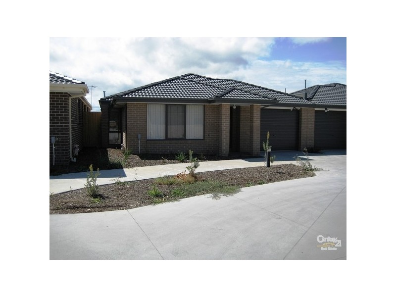 16/10 Kingfisher Court, Hastings VIC 3915