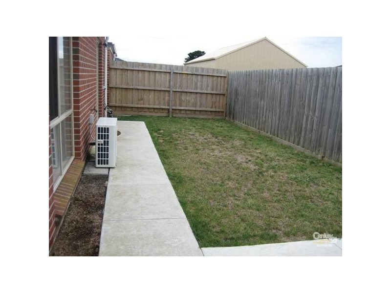 1/4-5 Jamie Court, Hastings VIC 3915