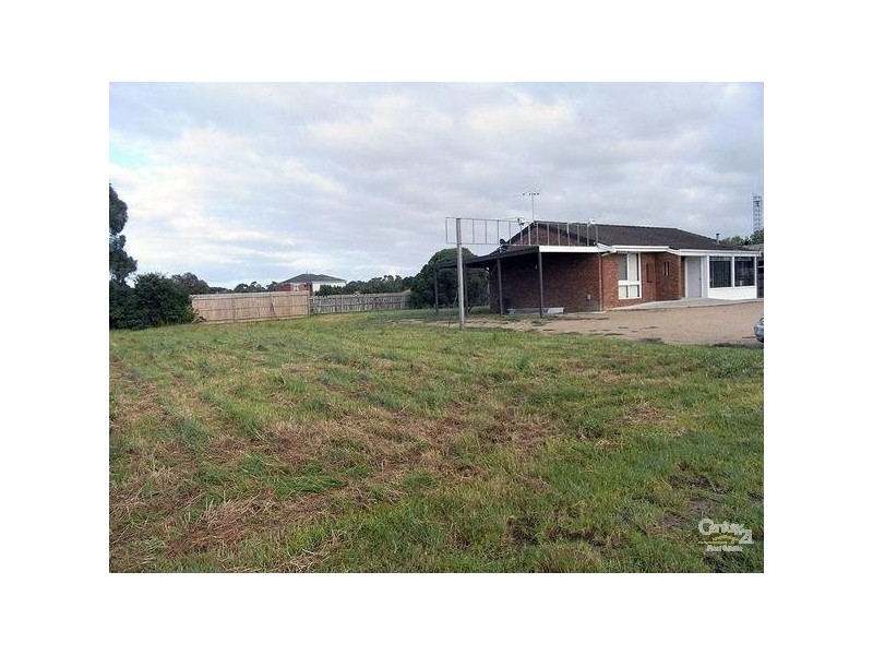 2104-2106 Frankston Flinders Road, Hastings VIC 3915
