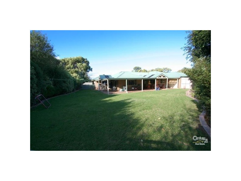 35 SKINNER STREET, Bittern VIC 3918