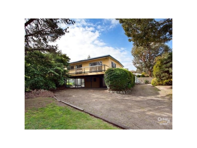 6 Lorne Grove, Somers VIC 3927