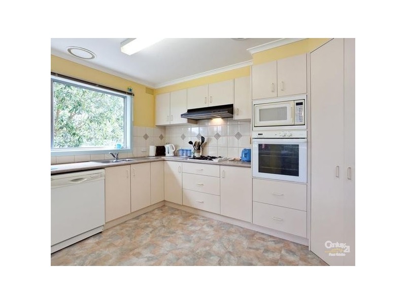 6 Lorne Grove, Somers VIC 3927