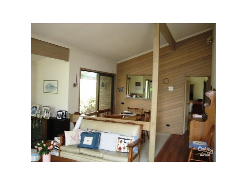 6 AUBURN COURT, Hastings VIC 3915