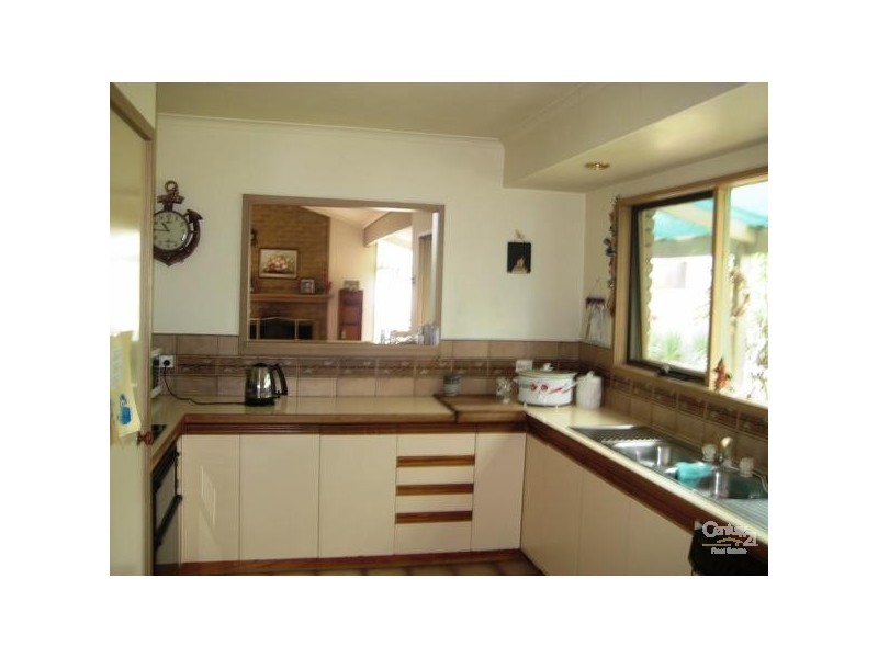 6 AUBURN COURT, Hastings VIC 3915