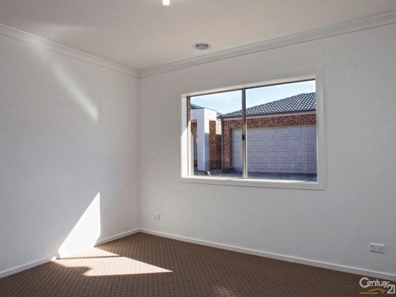 1/16 Douglas Street, Hastings VIC 3915