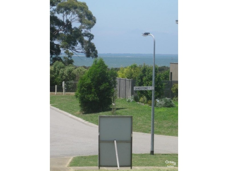 53 Warranqite Crescent, Hastings VIC 3915