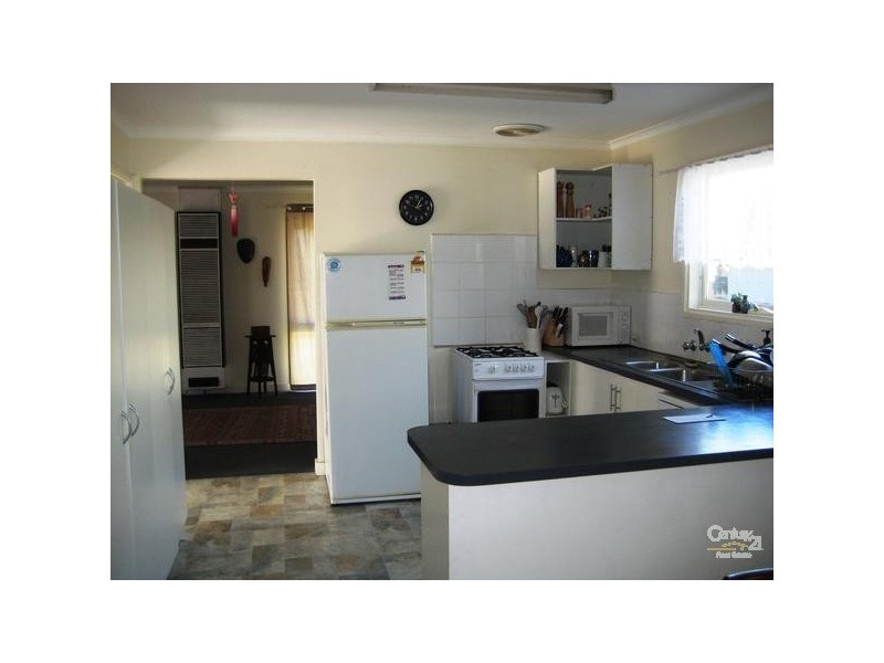 19 Stalwart  Avenue, Hastings VIC 3915