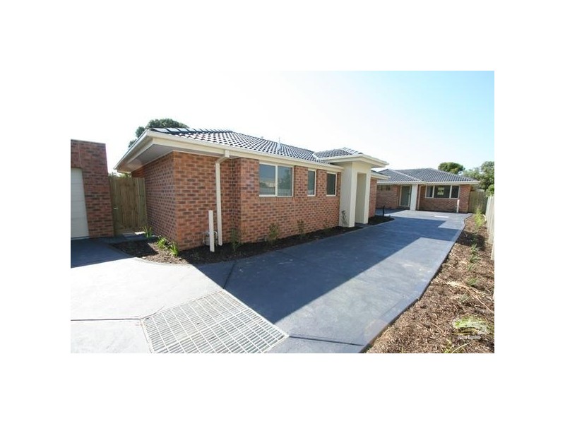 2/17 Rankin Road, Hastings VIC 3915