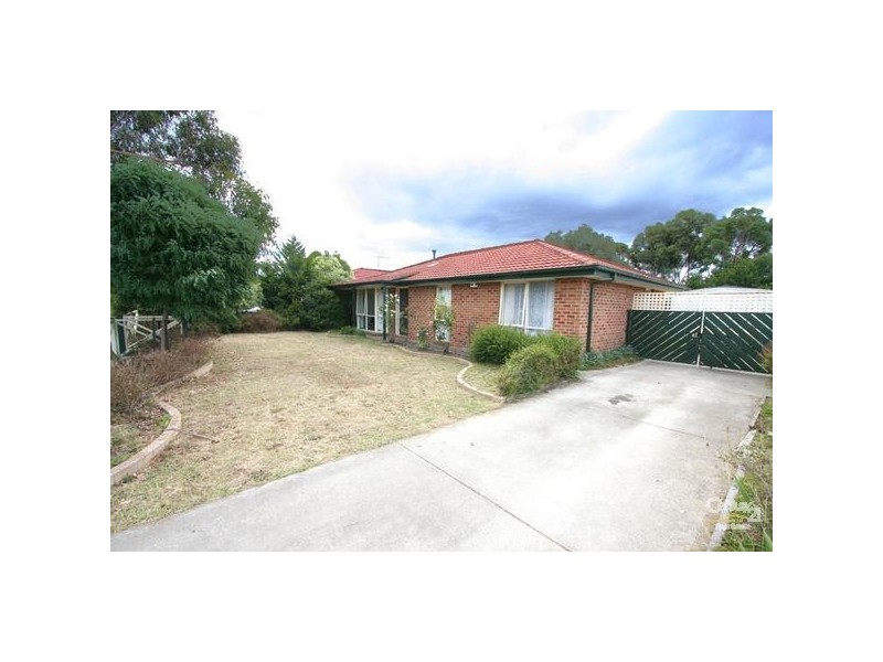 25 Michelle Drive, Hastings VIC 3915