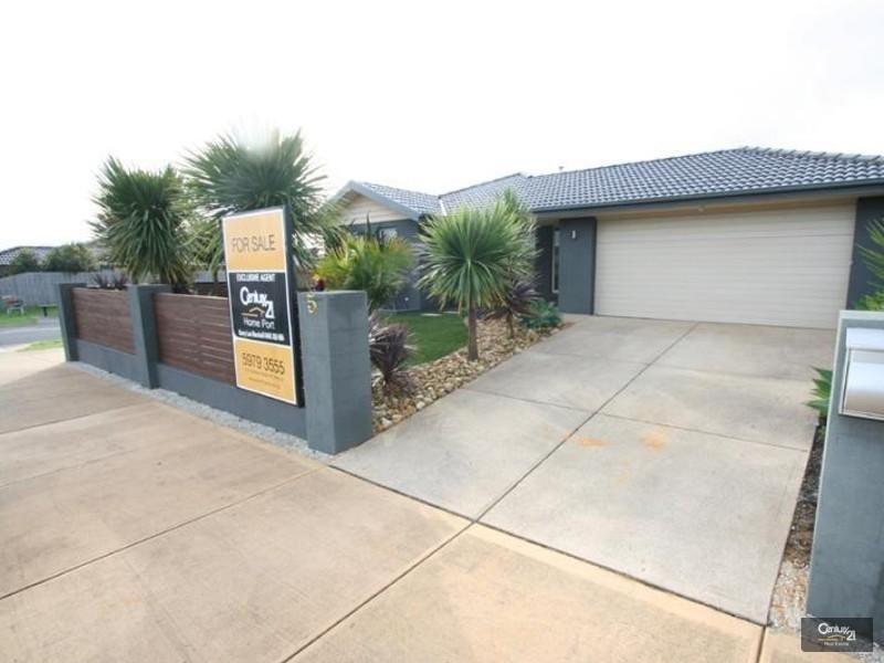 5 Spruce Drive, Hastings VIC 3915