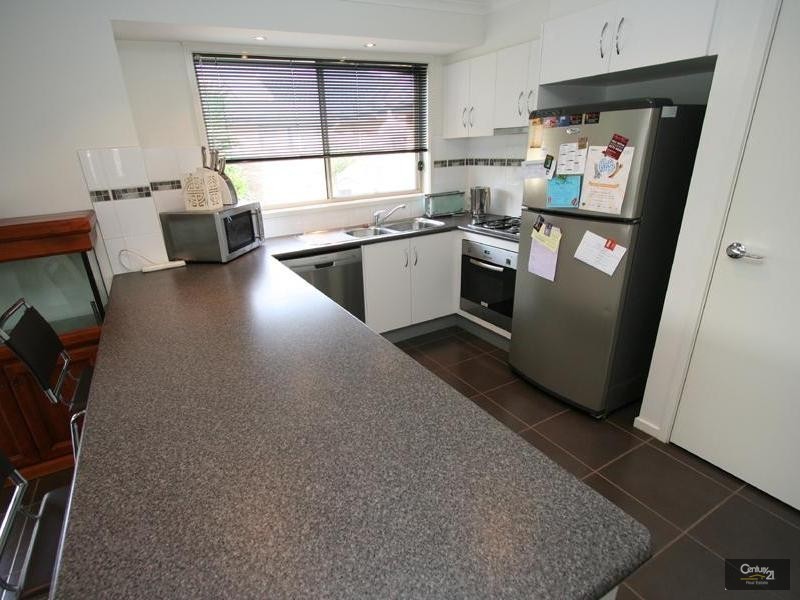 5 Spruce Drive, Hastings VIC 3915