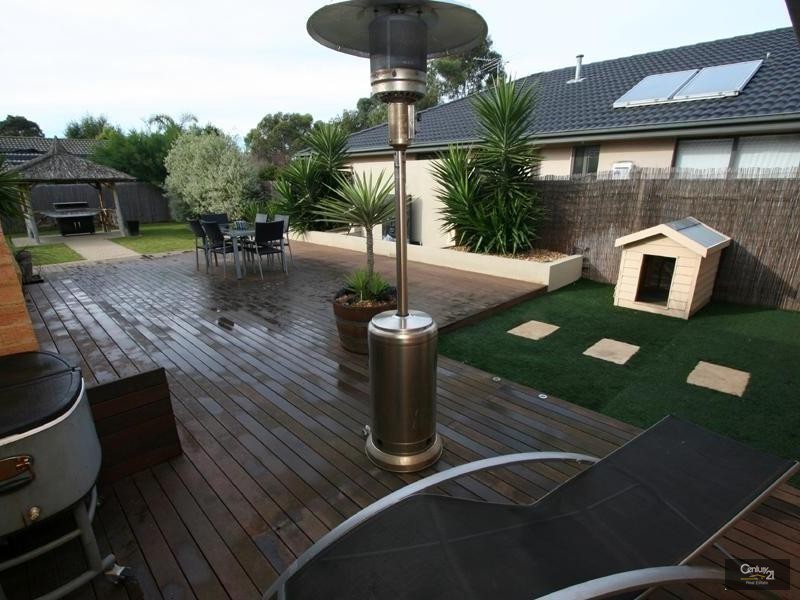 5 Spruce Drive, Hastings VIC 3915