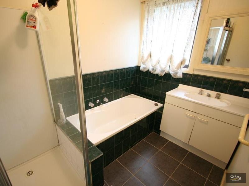 11 Westminster Court, Somerville VIC 3912