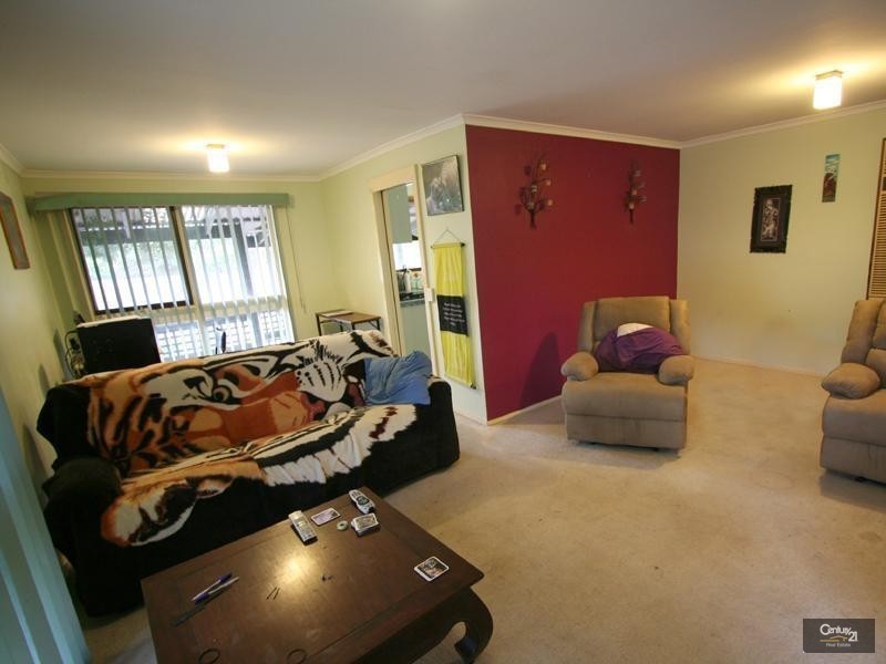 11 Westminster Court, Somerville VIC 3912