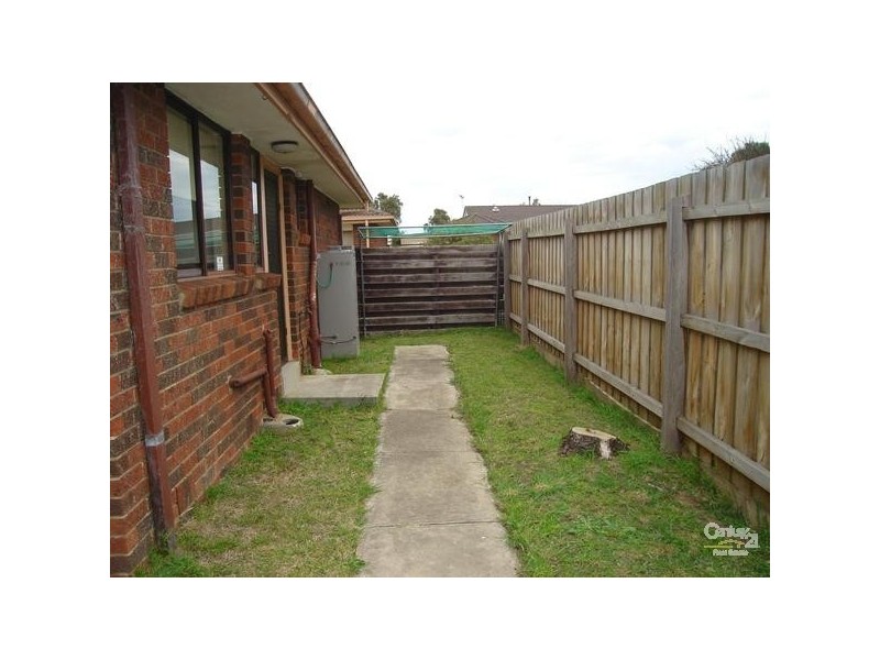 4/11 Hodgins Road, Hastings VIC 3915