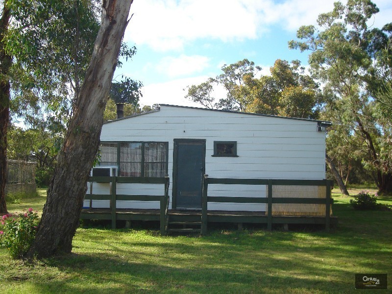 22-24 Beach Drive, Hastings VIC 3915