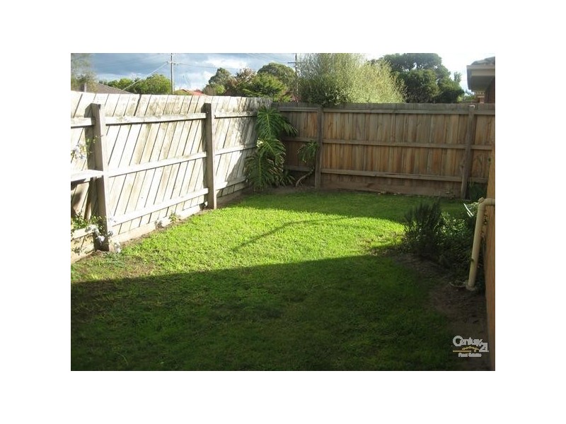 1/20 Spring Street, Hastings VIC 3915