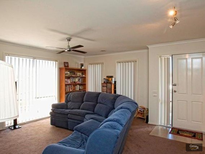 2 Dylan Drive, Hastings VIC 3915