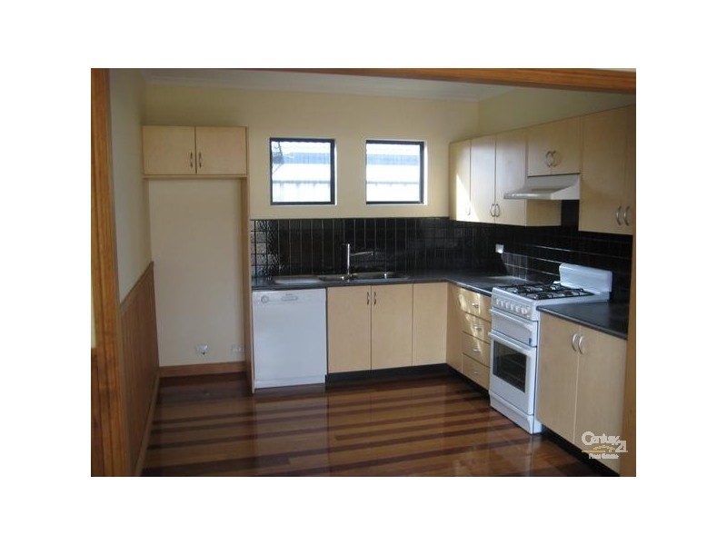 2/2 George Street, Safety Beach VIC 3936