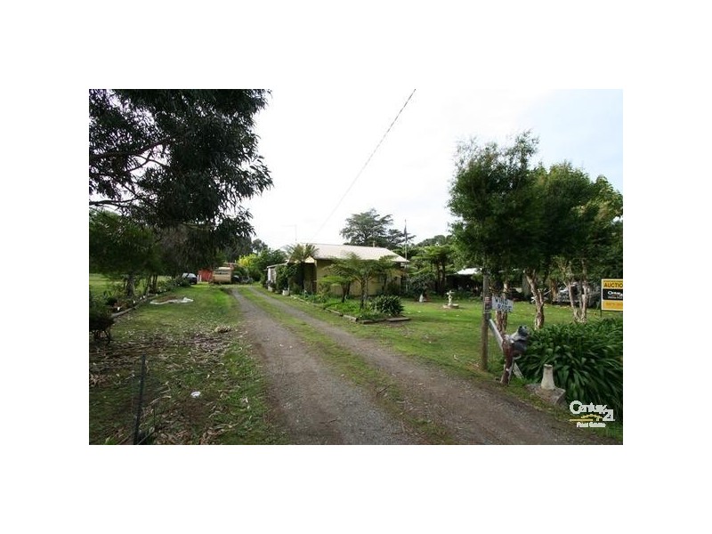 11 Cemetery Road, Hastings VIC 3915