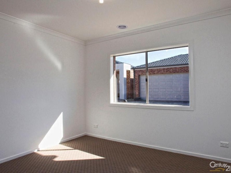 1/16 Douglas Street, Hastings VIC 3915