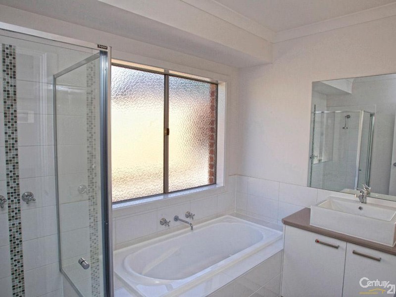 1/16 Douglas Street, Hastings VIC 3915