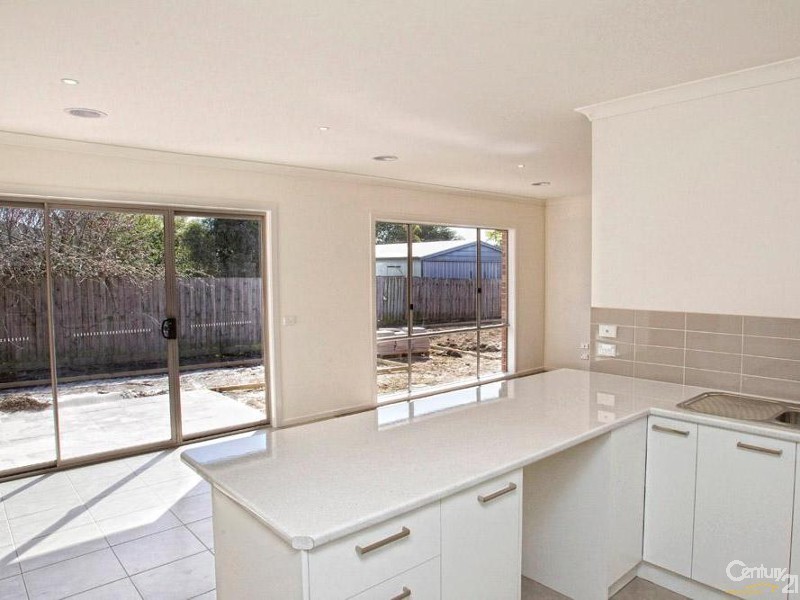 3/16-18 Douglas Street, Hastings VIC 3915