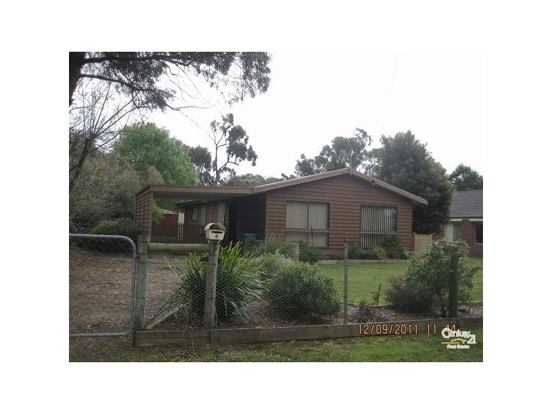 4 Symonds Street, Bittern VIC 3918