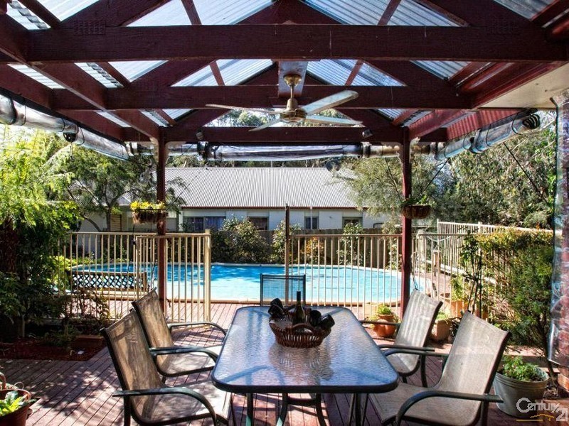 6 Snow Gum Place, Somerville VIC 3912