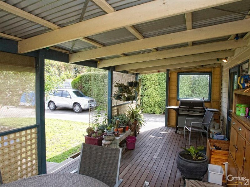 2416 Frankston Flinders Road, Bittern VIC 3918