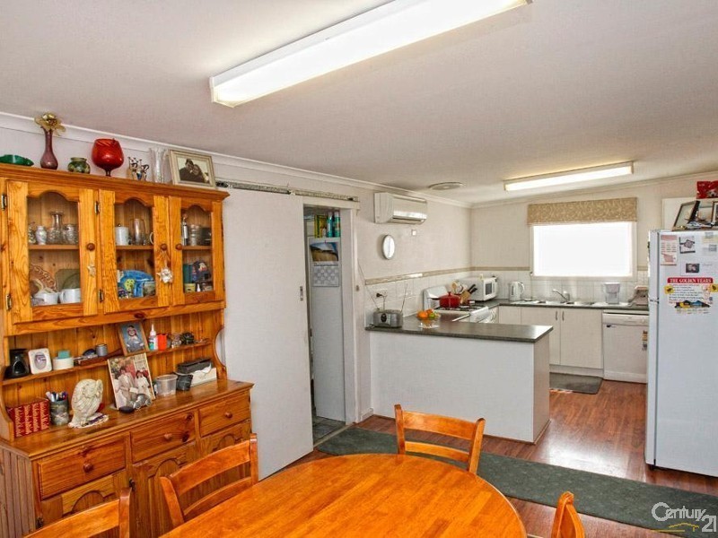 2418 Frankston Flinders Road, Bittern VIC 3918