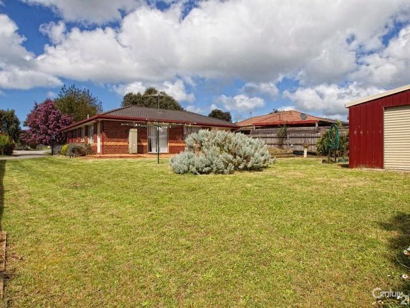 17 Hilltop Rise, Hastings VIC 3915