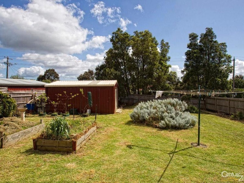 17 Hilltop Rise, Hastings VIC 3915