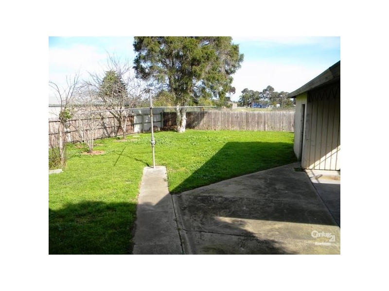 4 Kurrajong Street, Hastings VIC 3915