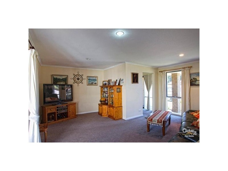 26 Orotava Street, Crib Point VIC 3919